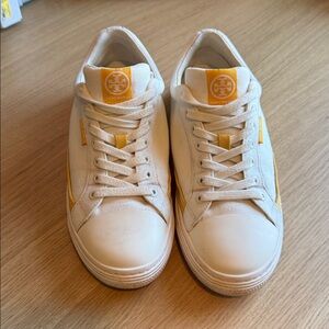 Tory Burch Sneakers